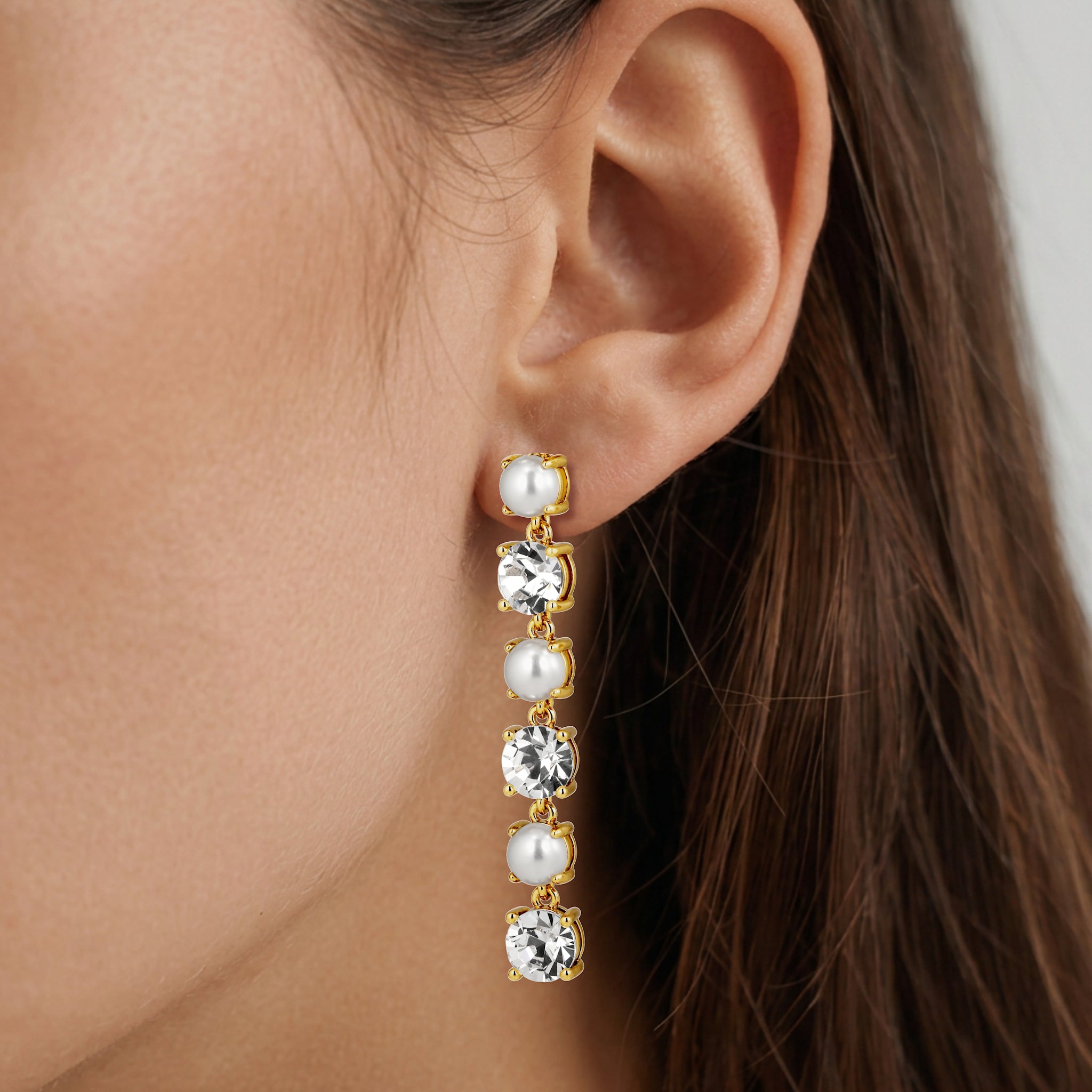 Echo Gold Earrings - Crystal / White Pearl