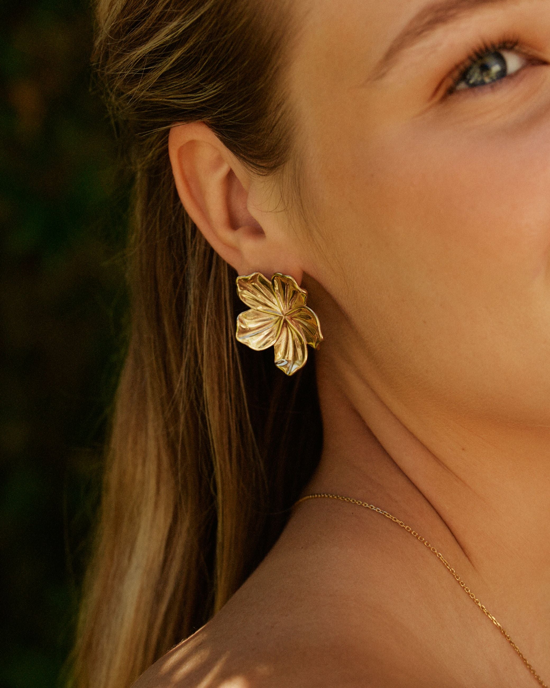 Jasmine Gold Stud Earrings – Large