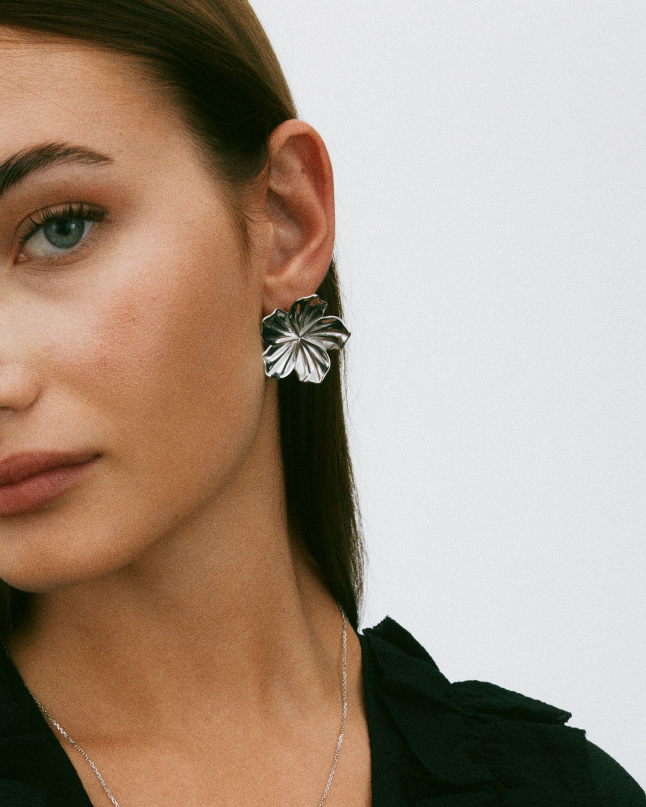 Jasmine Silver Stud Earrings – Large