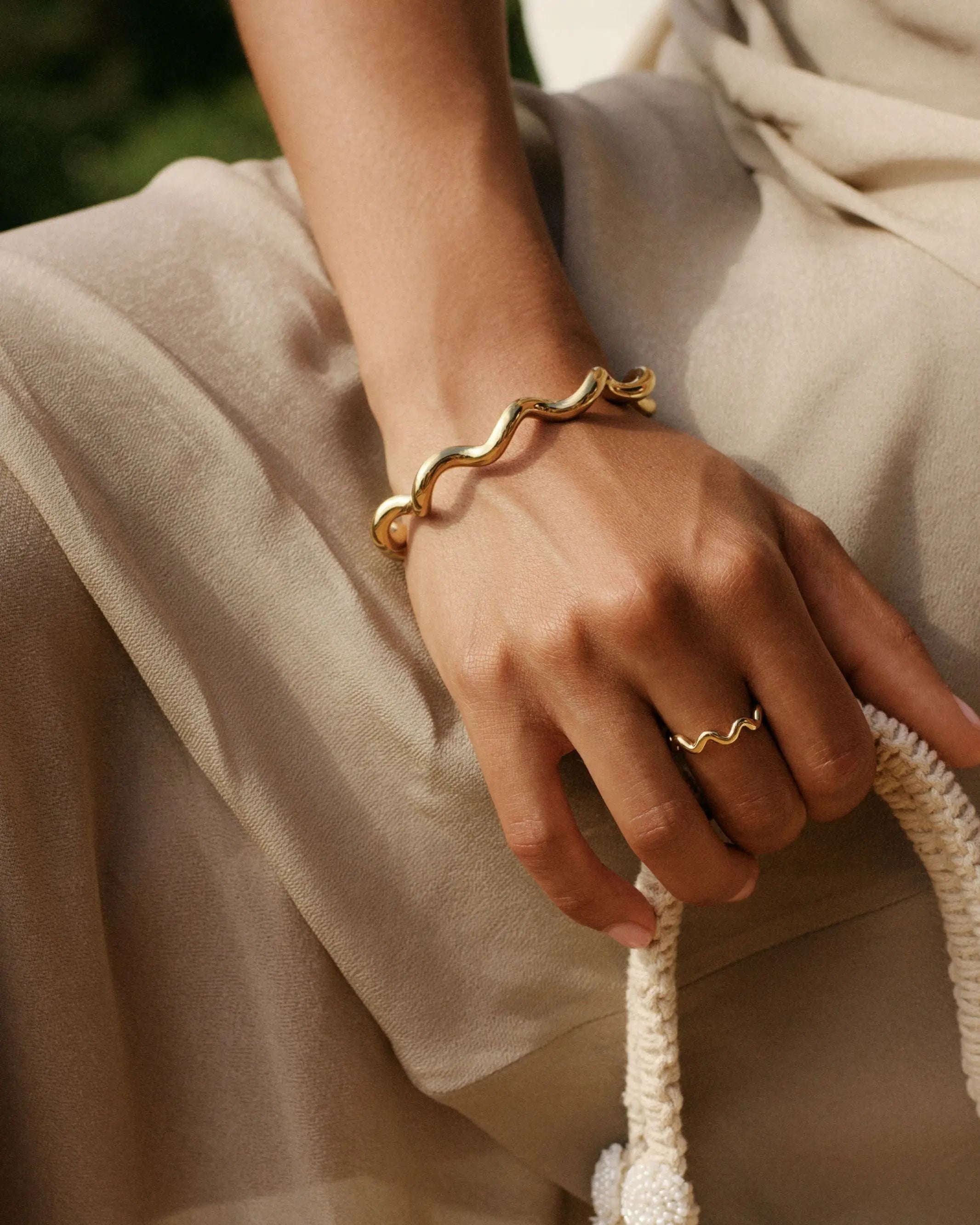 Spiral Bangle Gold EdbladNZ