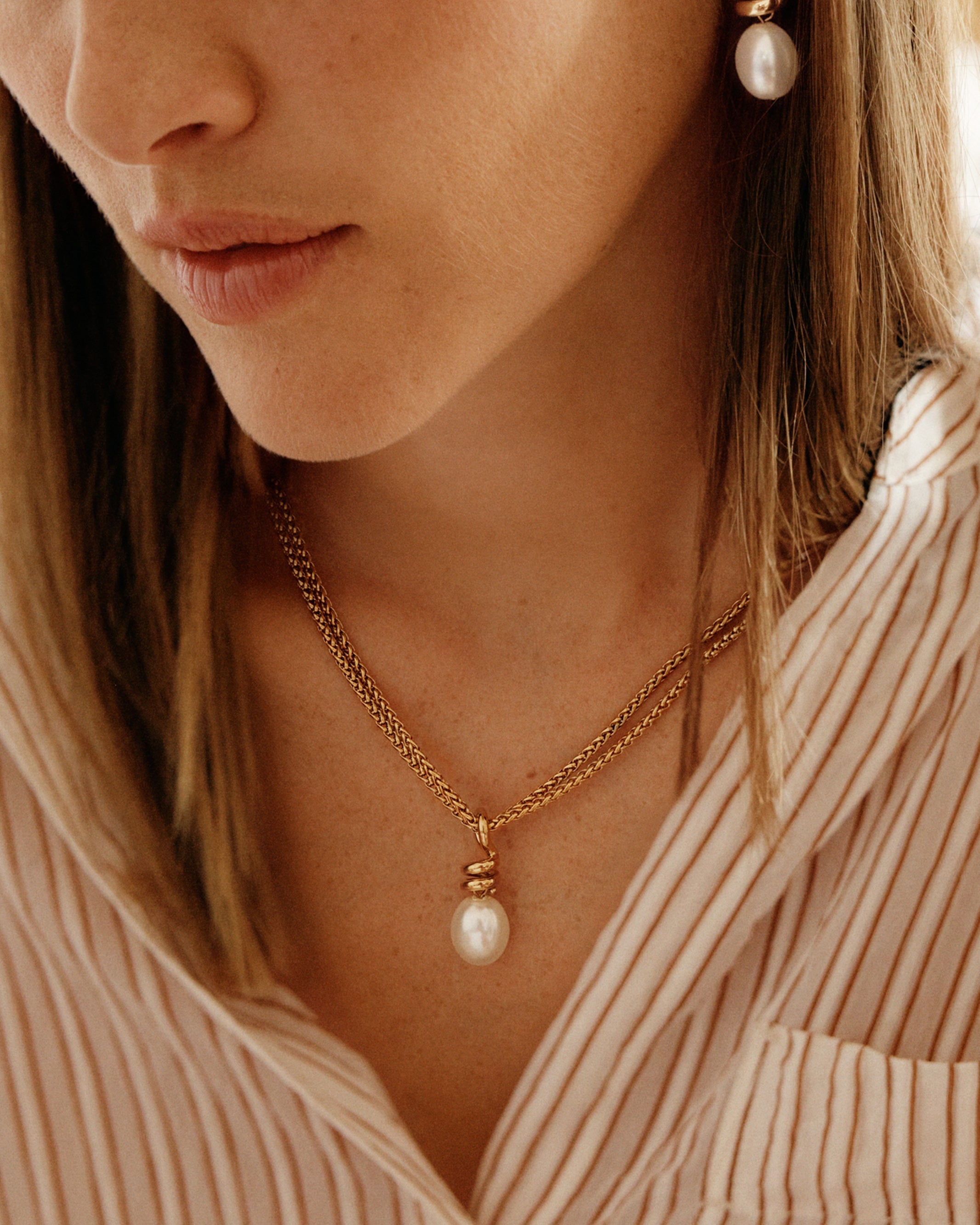 Swivel Necklace Pearl L Gold Edblad NZ