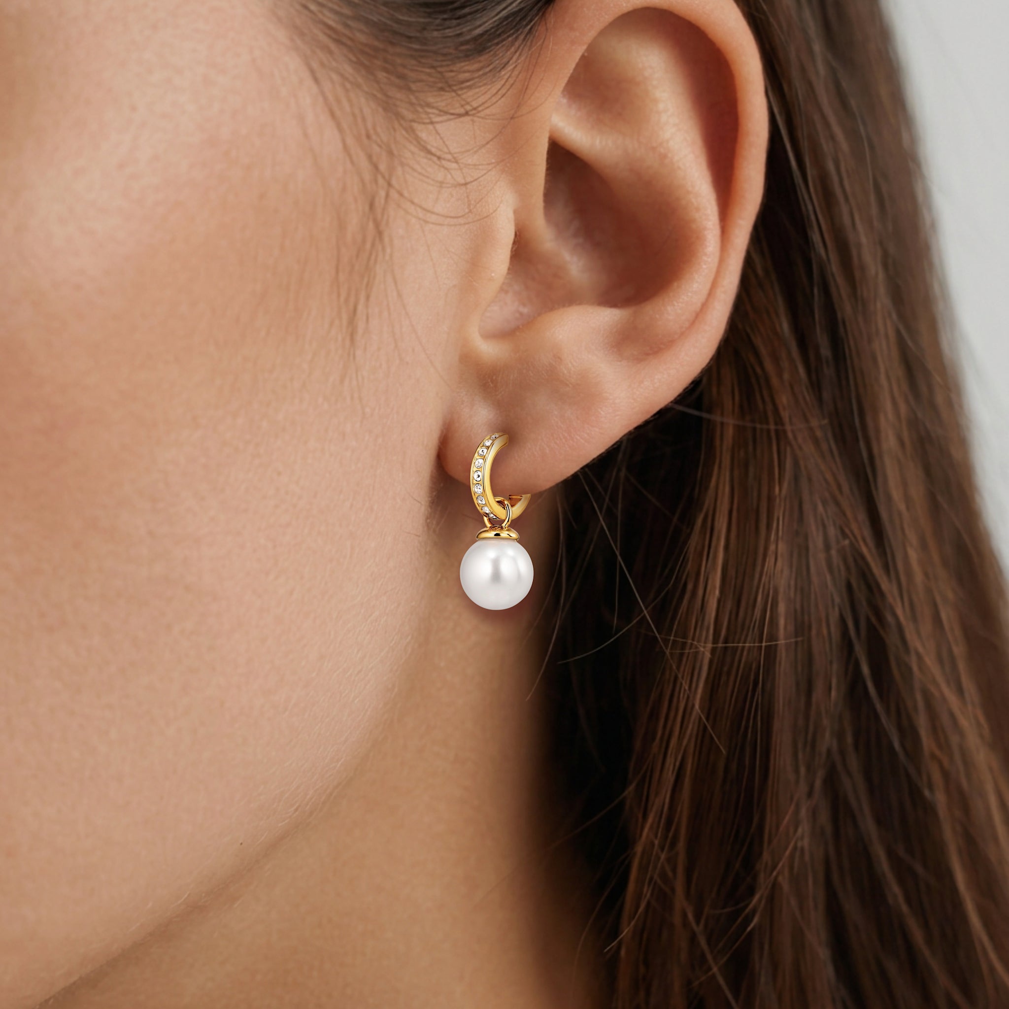 Liora Silver Stud Earrings – White Crystal