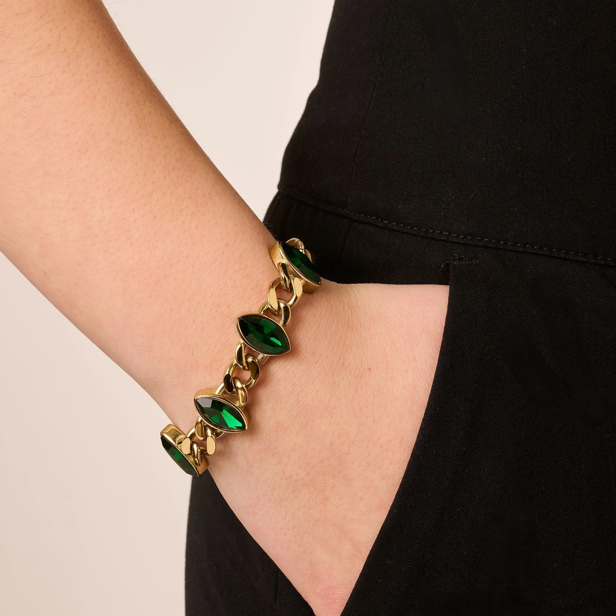 Zelko Gold Bracelet – Emerald Green | Dyrberg/Kern | DK & Co